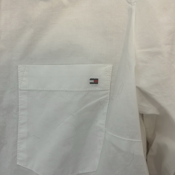 Tommy Hilfiger nwot crisp white button-down with blue detailing size medium - Picture 3 of 6